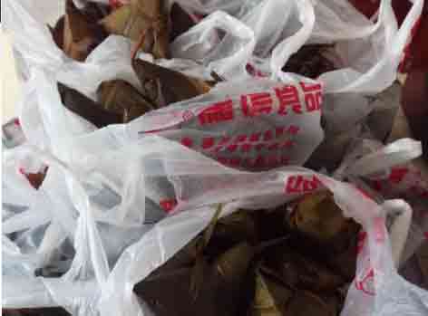 【員工福利】公司發端午福利禮品啦！.jpg