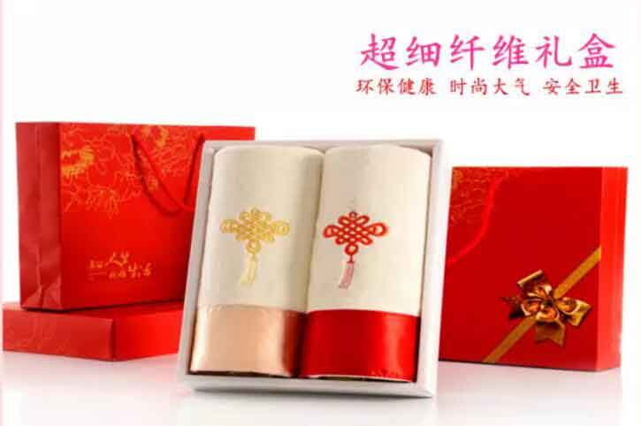 公司在禮品網上選擇員工福利禮品定制時有什么要注意的事項？.jpg